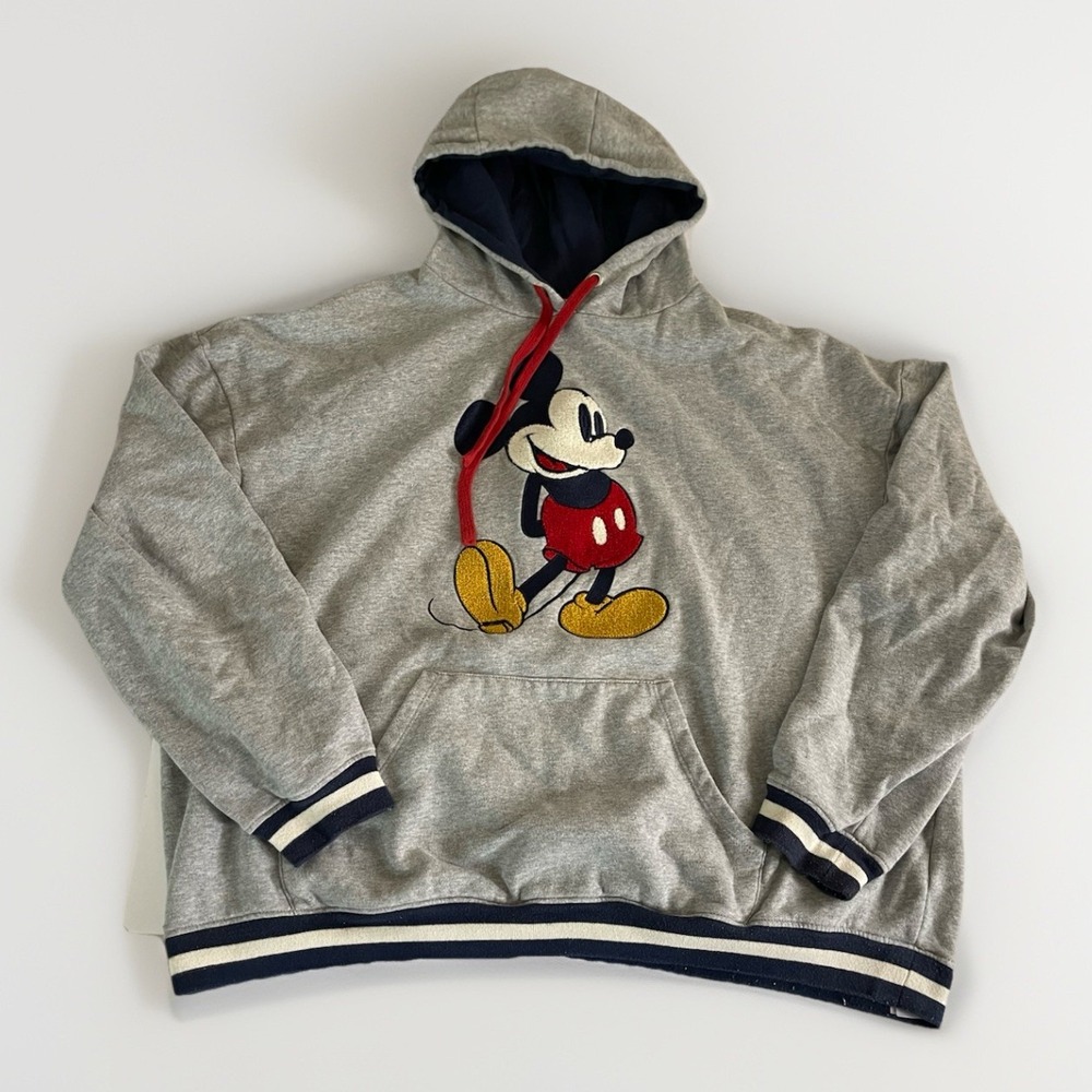 Disneyland Embroidered Mickey Mouse Hoodie ~XLarge